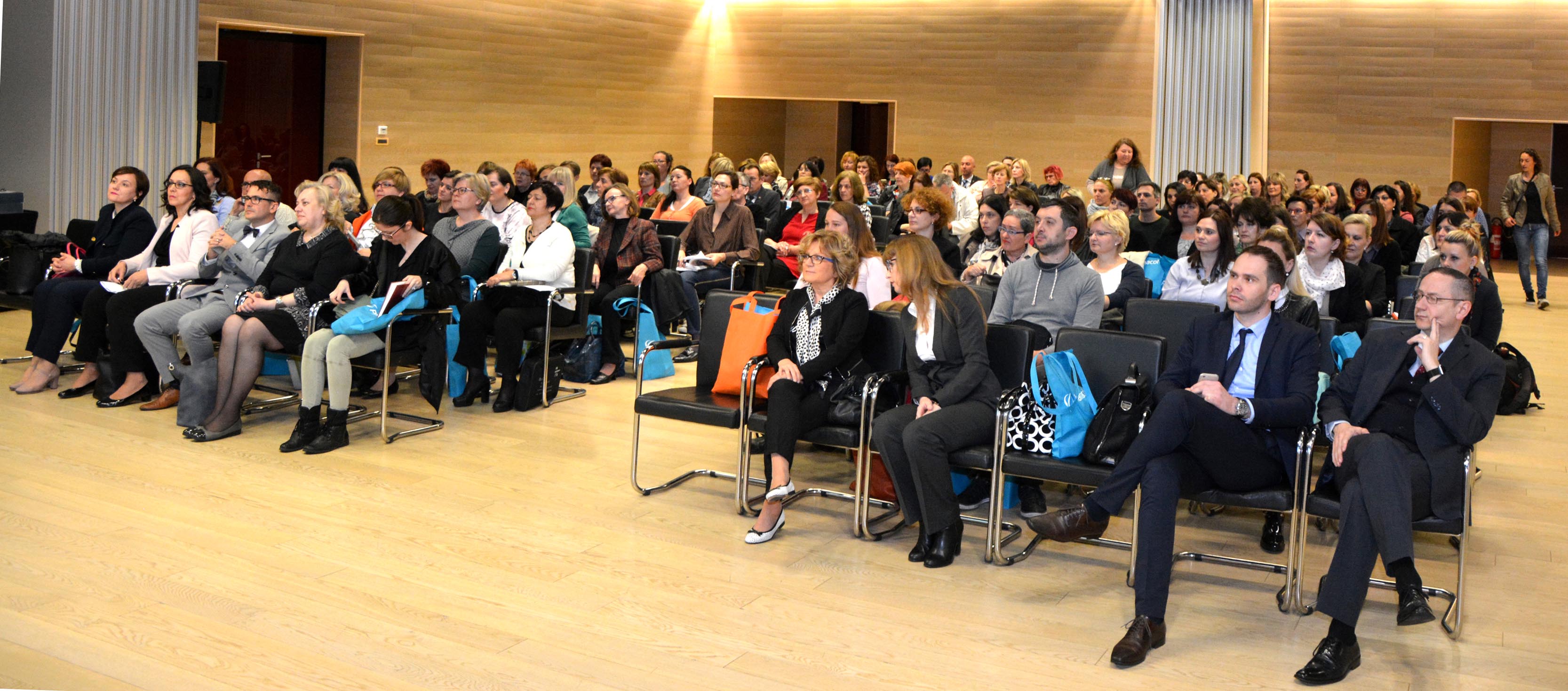 Sedmi Hrvatski simpozij o infekcijama 05 05 2017 2